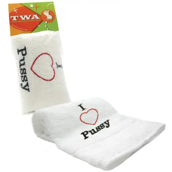 I LOVE PUSSY TOWEL WHITE
