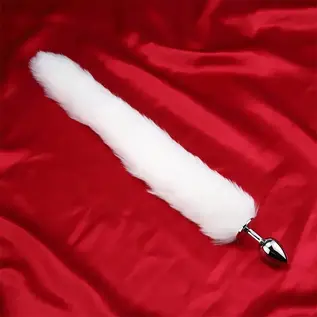"O" HEAVENS ANAL FLUFFY TAILS