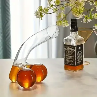 "O" HEAVENS WINE AERATOR GLASS PENIS