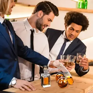 "O" HEAVENS "O" HEAVENS WINE AERATOR GLASS