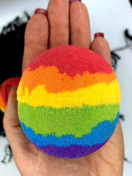IT'S THE BOMB BATH BOMB RAINBOW PRIDE
