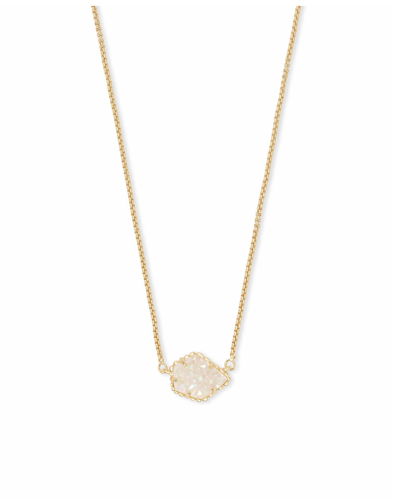 Kendra Scott Elisa Oval Pendant Necklace in Ivory Pearl and Gold –  LavishlyHip