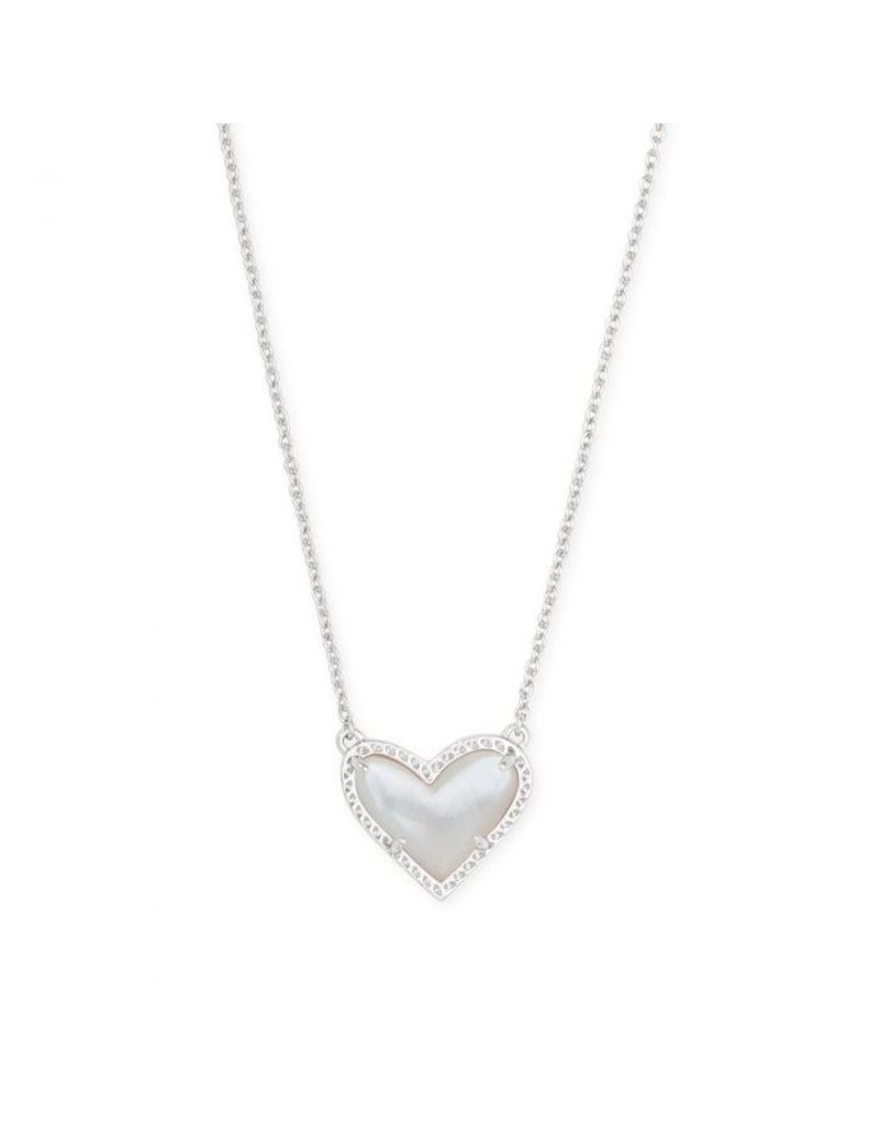 Kendra Scott Ari Heart Short Pendant