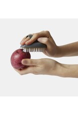 Chef'n Vegetable Brush - Palmbrush