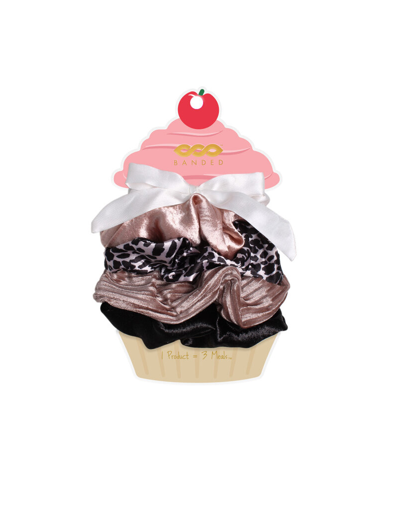 Banded Scrunchie Cake