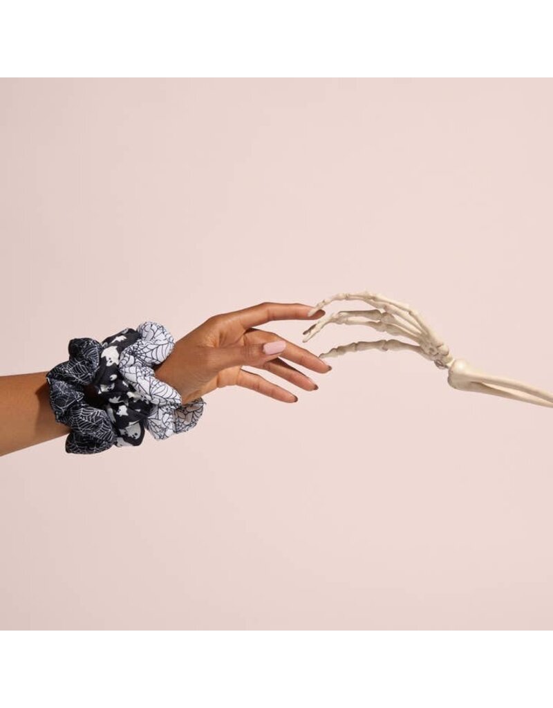 Kitsch Cloud Scrunchies 3pc - Spiderweb