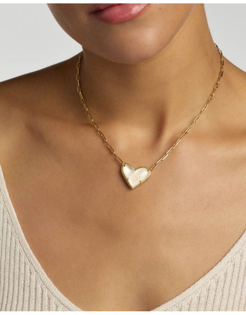 Kendra Scott Ari Heart Statement Pendant Necklace