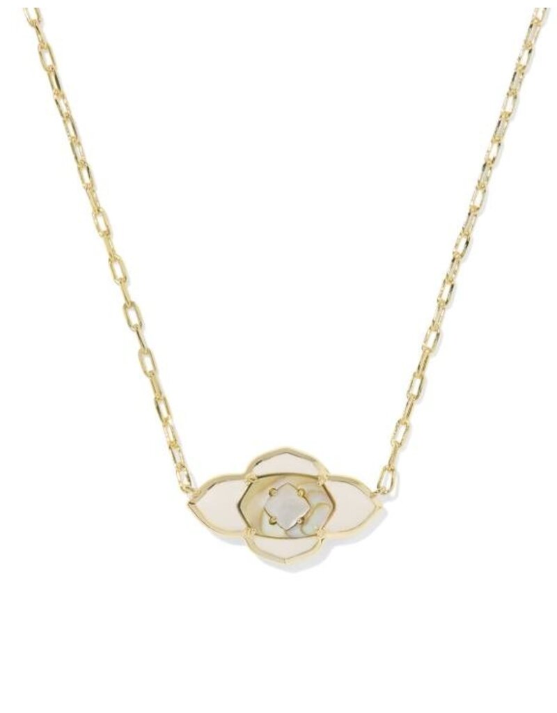 Kendra Scott Abbie Medallion Pendant Necklace