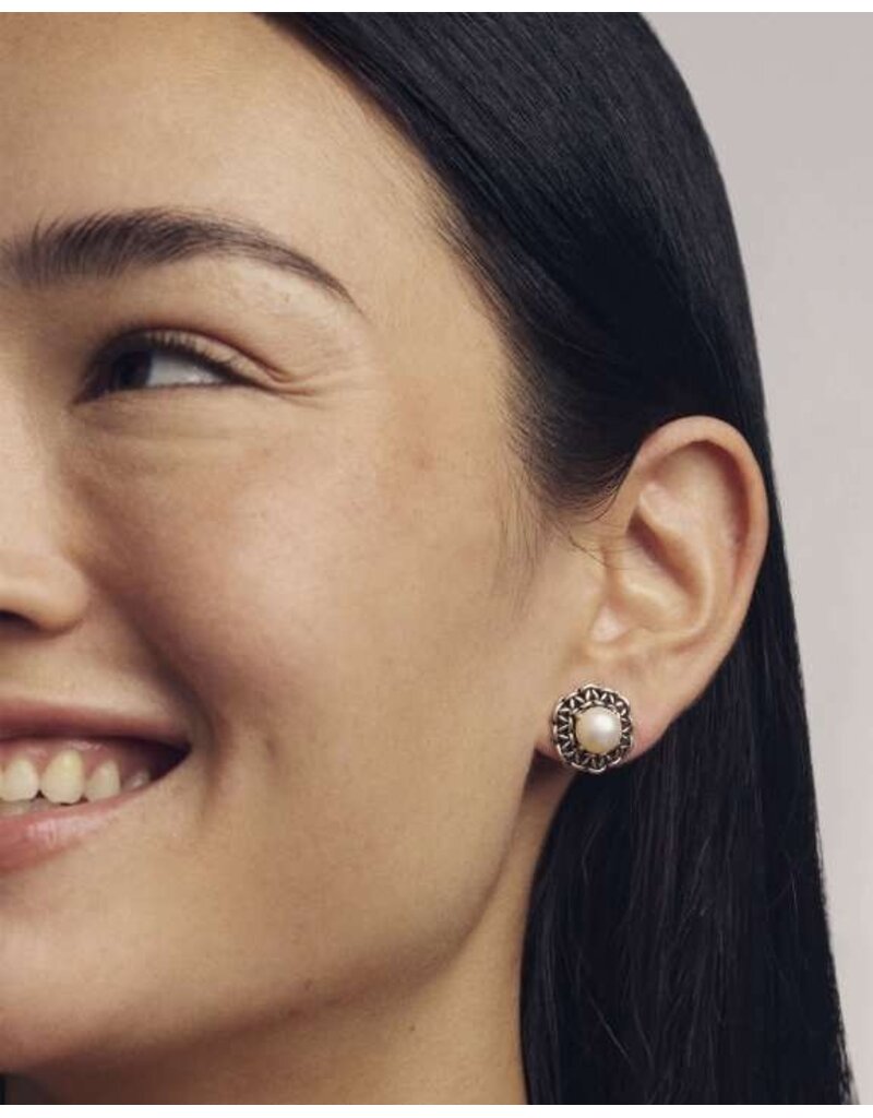 Kendra Scott Gabriella Pearl Stud Earring
