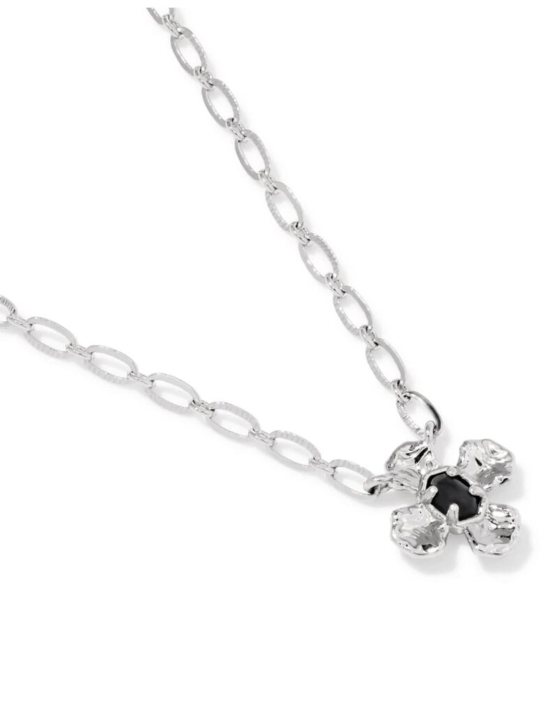 Kendra Scott Leanne Short Pendant Necklace