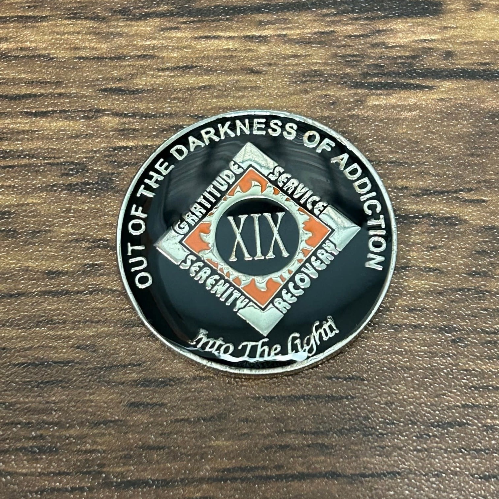 NA Enamel Medallion [19YR] Black/Orange Tri-Plate
