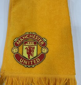 Gildan Gildan Fringed Spirit Towel with Manchester United Patch