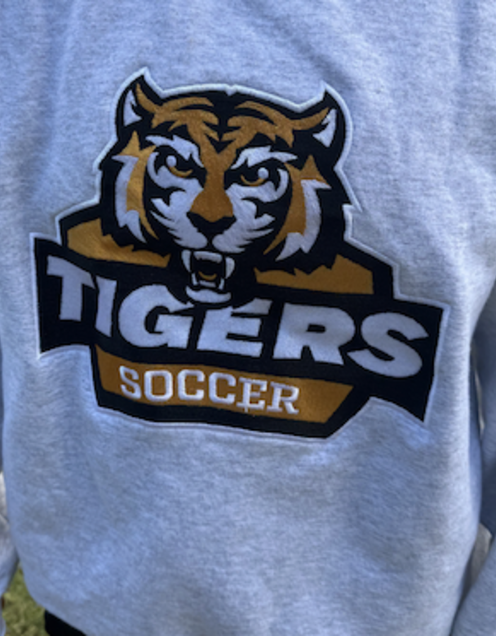 Arlington Sweatshirt with Chest Logo
