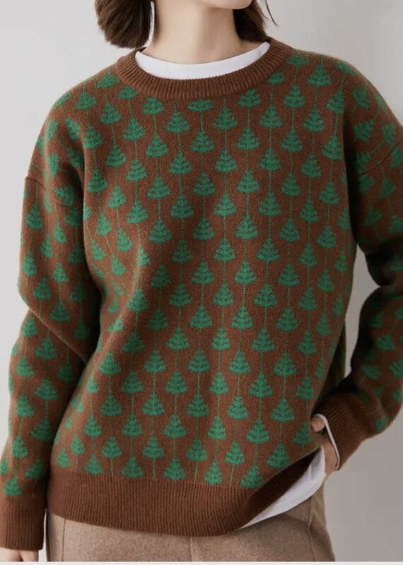 ePretty Retro Crewneck Sweater Available in Brown/Green & Grey/Red as shown