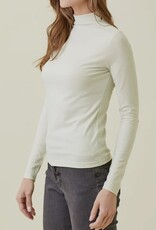 Lili Lu Shiny Ribbed Mock Neck Top