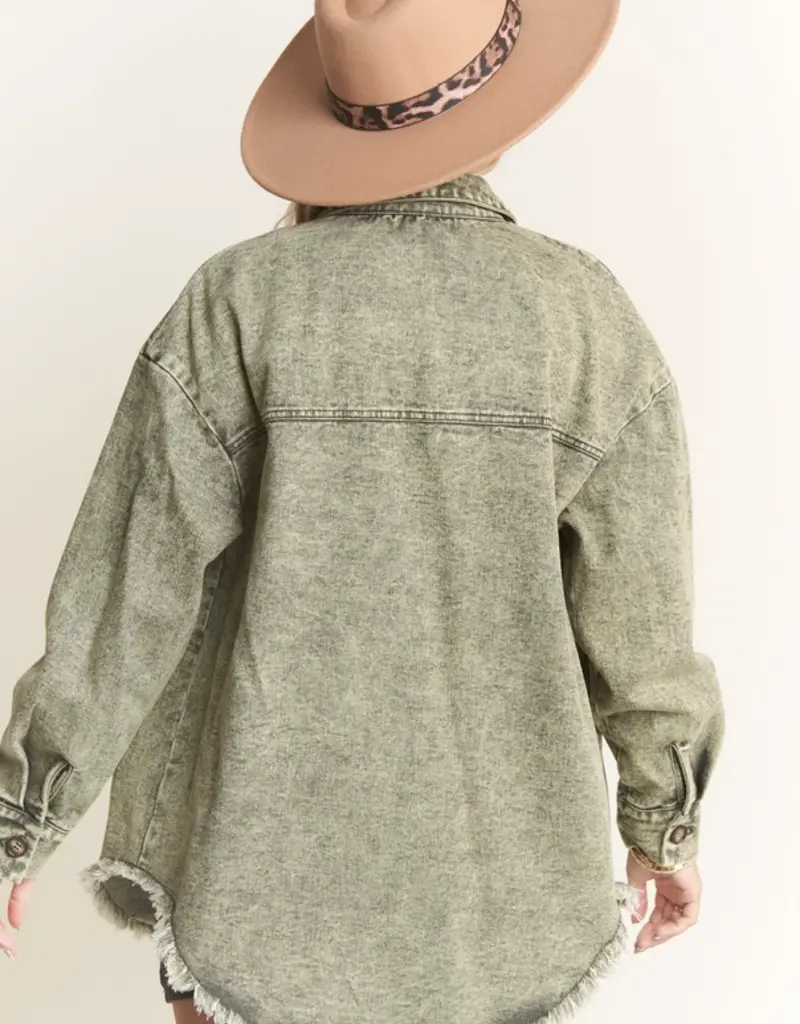 Washed Shacket With Front Slit Pockets