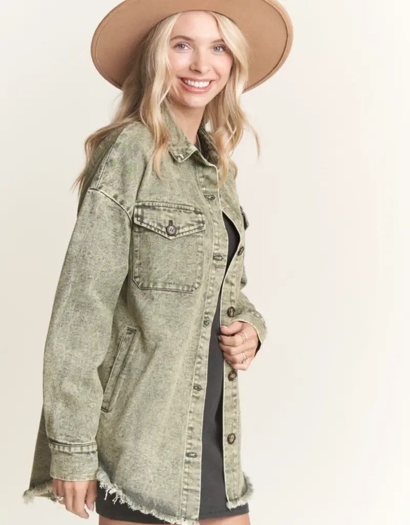 Washed Shacket With Front Slit Pockets