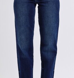 MR Straight Leg With Fray Hem
