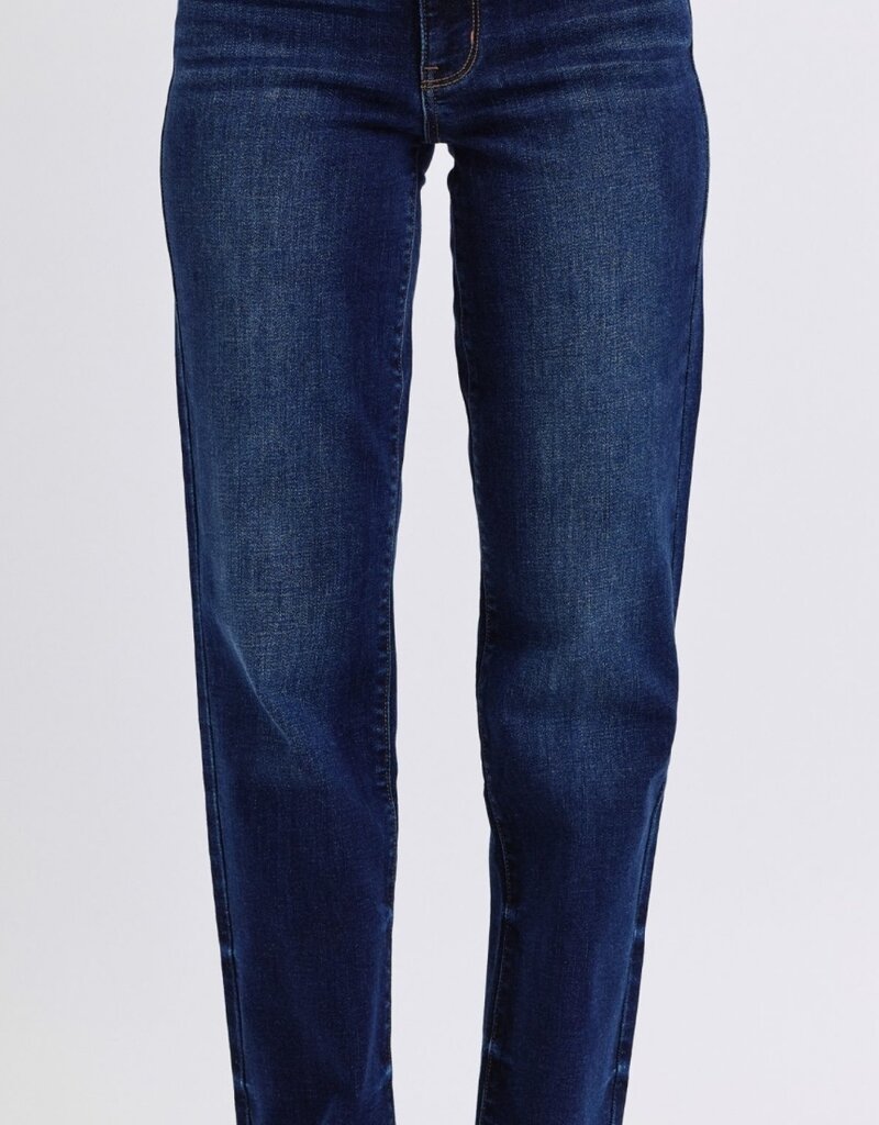 MR Straight Leg With Fray Hem