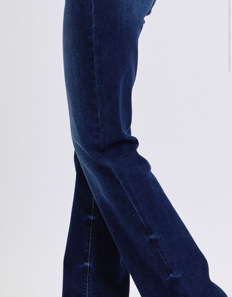MR Straight Leg With Fray Hem