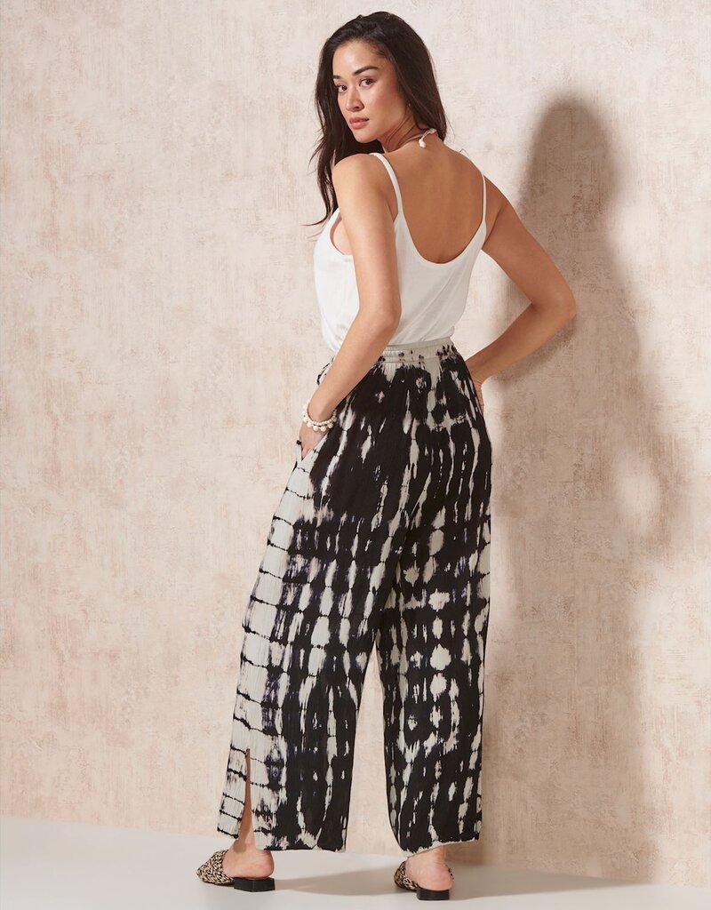 Tie Dyed Pant With Drawstring Waist & Side Pockets