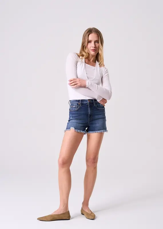 HR Ultra Stretch Shorts With Frayed Hem