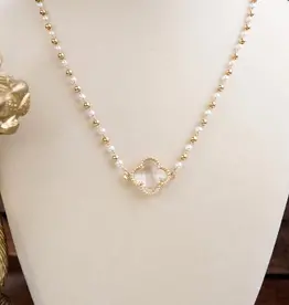 Clover Pendant Necklace with Pearls and Beaded Chain - Gold