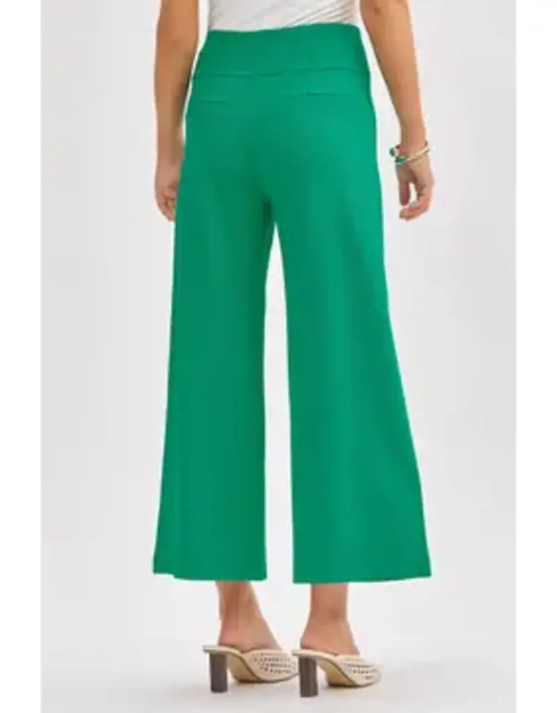Magic Wide Cropped Pants