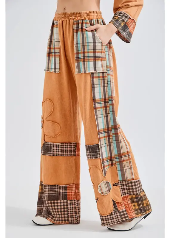 Daisy Plaid Mineral Wash Pant