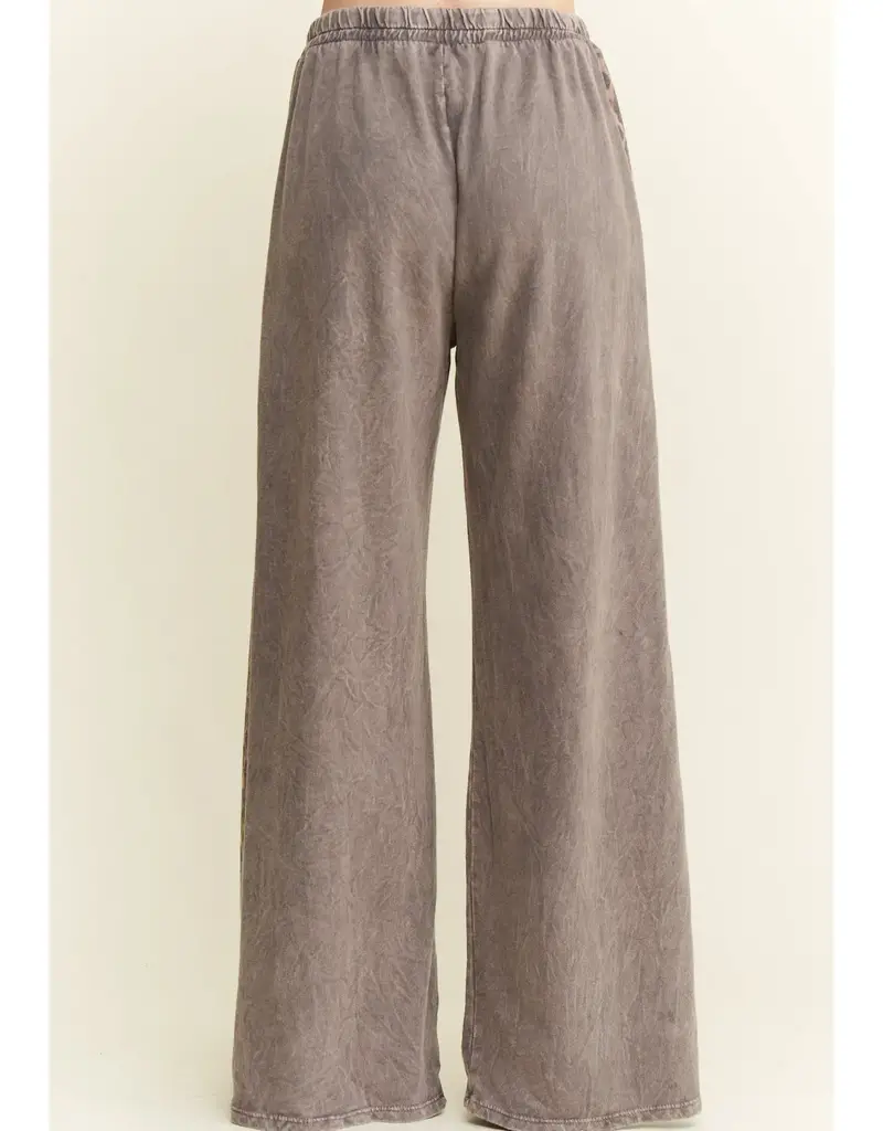 Mineral washed Leopard Print Pocket Side Trim Pant