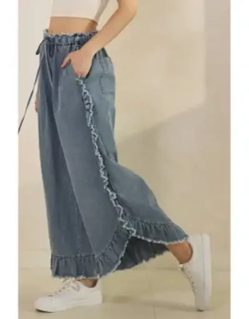 Frayed Ruffle Trim & Hem Denim Pant