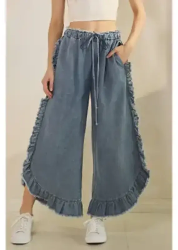 Frayed Ruffle Trim & Hem Denim Pant