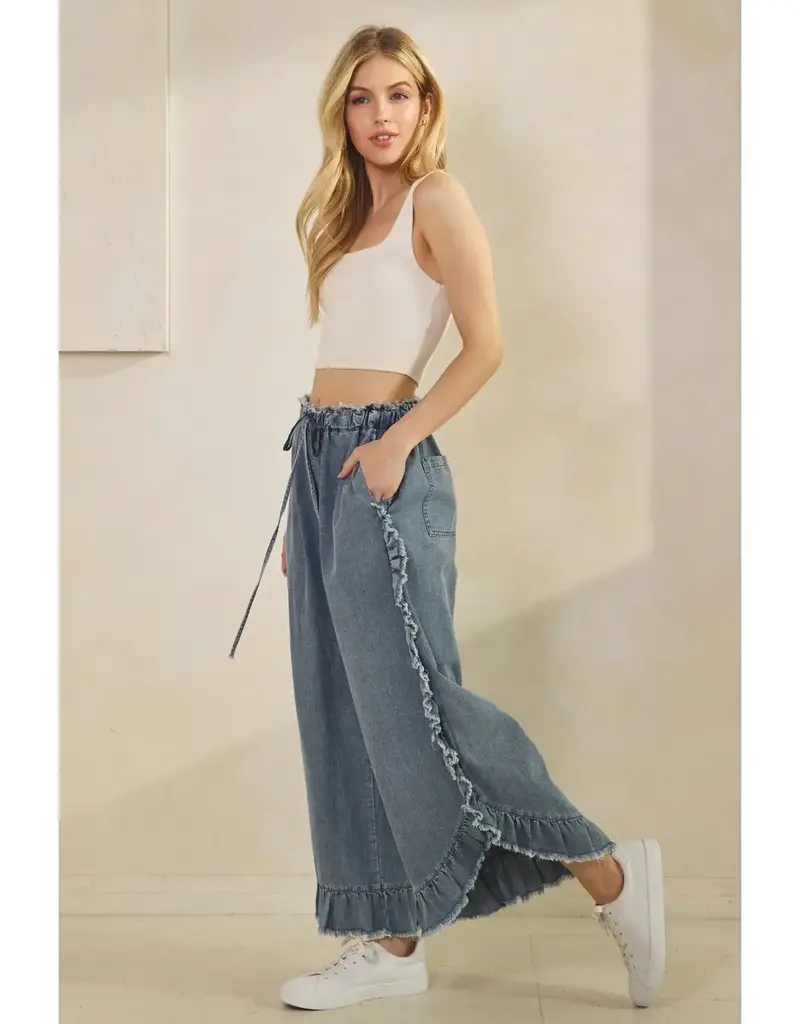 Frayed Ruffle Trim & Hem Denim Pant