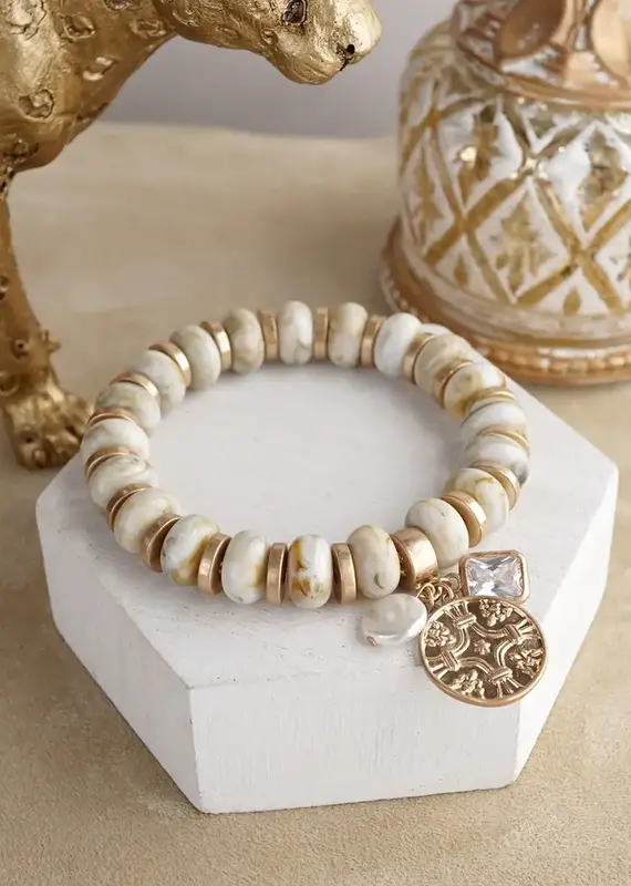 Faithful Layers – Chunky Acrylic - Ivory