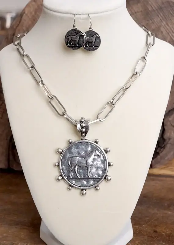 Equestrian Western Horse Coin Statement Necklace Set – Worn Silver Tone