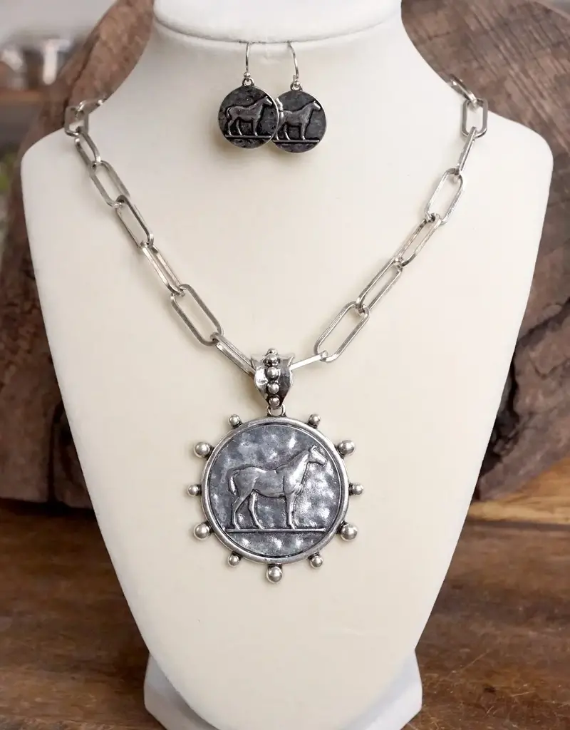 Equestrian Western Horse Coin Statement Necklace Set – Worn Silver Tone