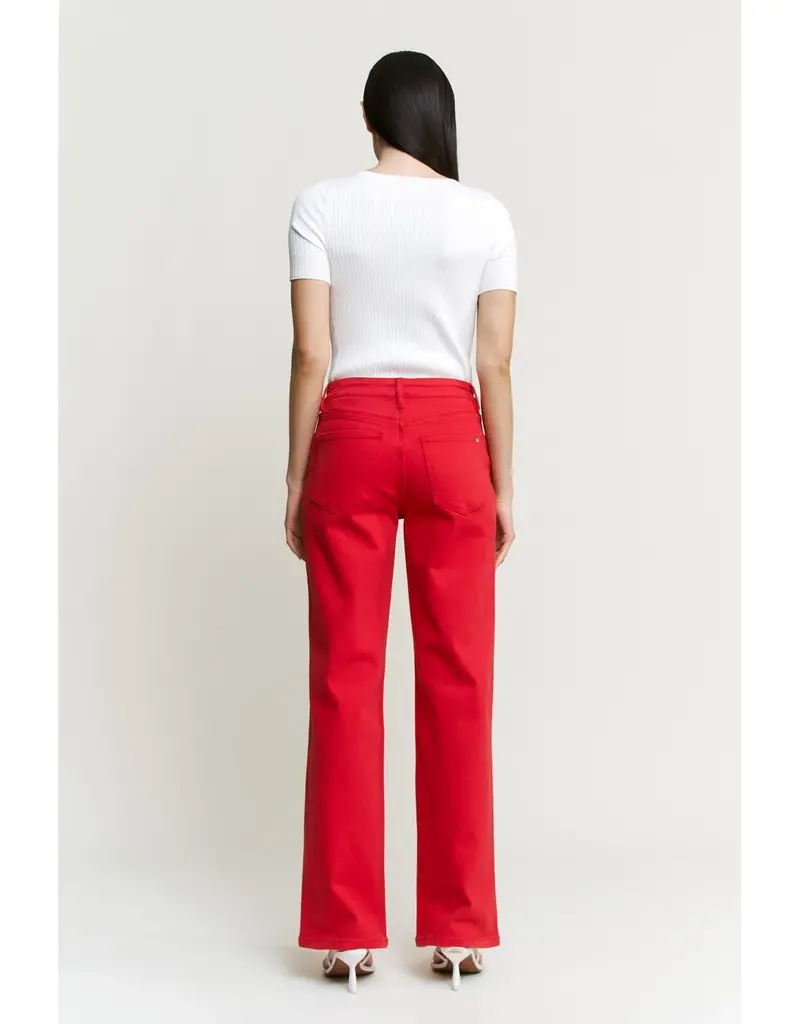 High Rise Straight Leg with Loose Fit