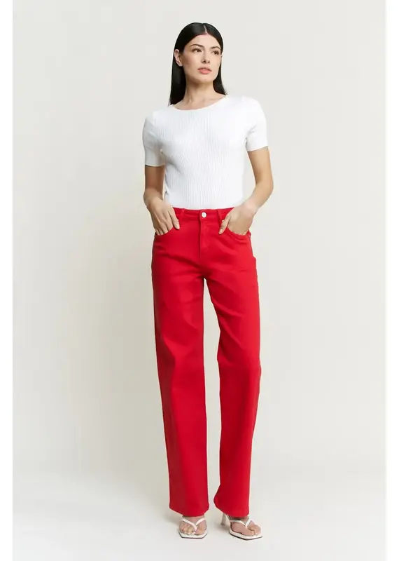 High Rise Straight Leg with Loose Fit