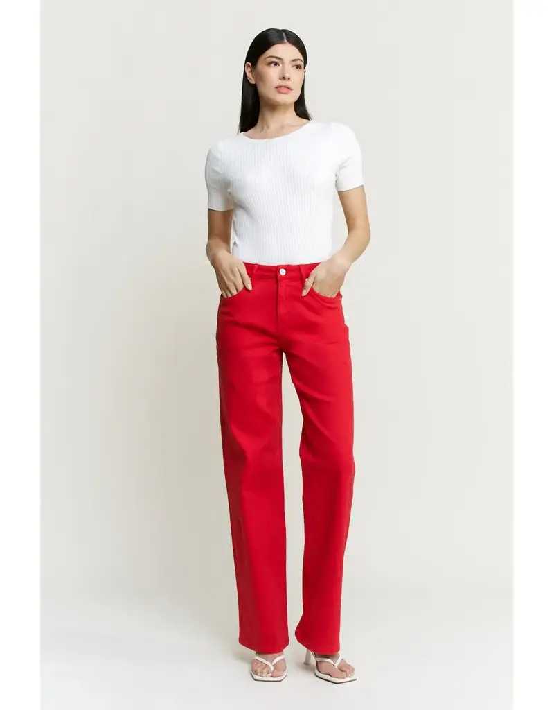 High Rise Straight Leg with Loose Fit