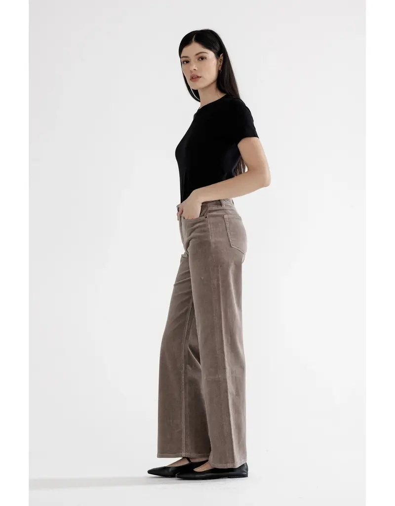 High Rise Wide Leg Jean