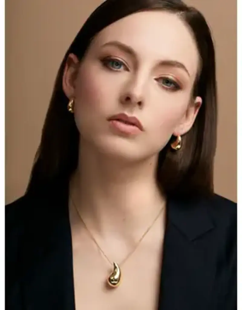 RE2641 Crescent Shaped Stud Earring - Gold