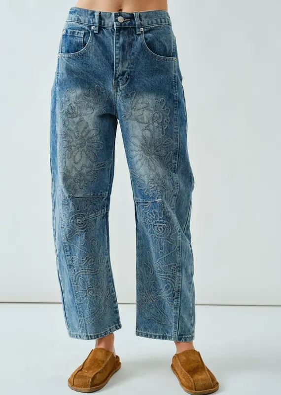Embroidered Detail Cotton Barrel Jeans