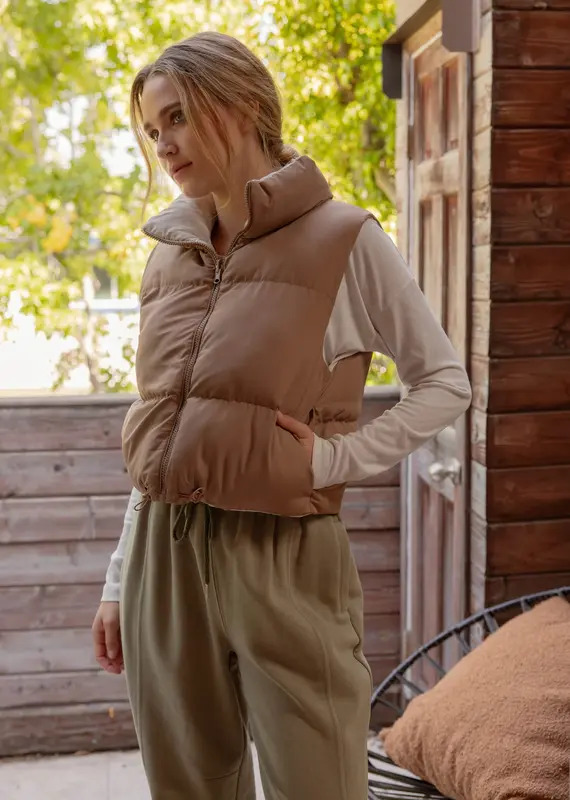 Reversible Zip Up Cropped Puffer Vest