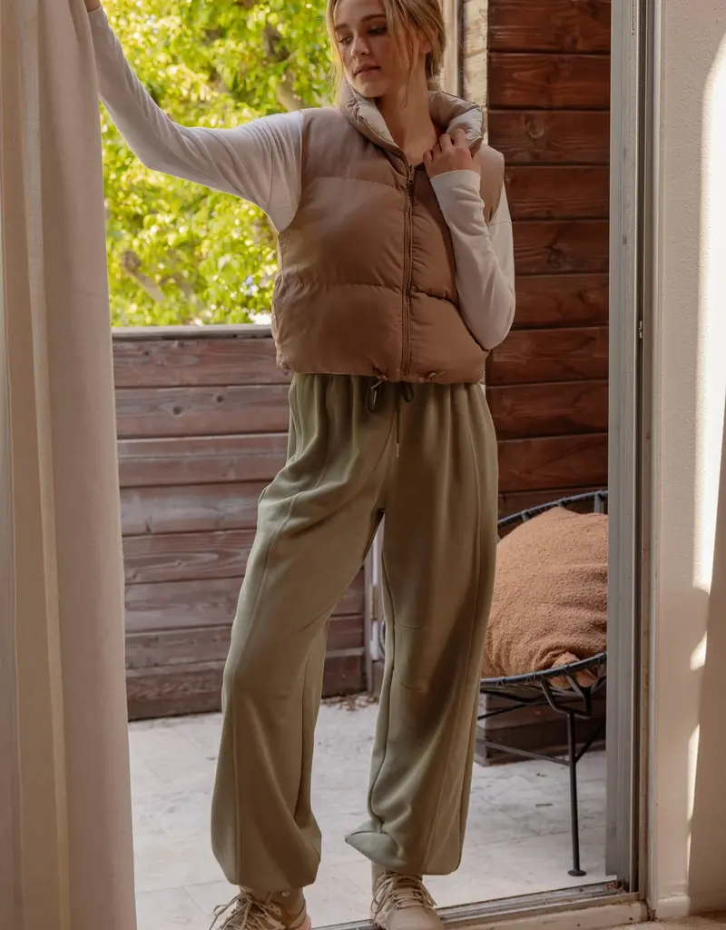 Reversible Zip Up Cropped Puffer Vest