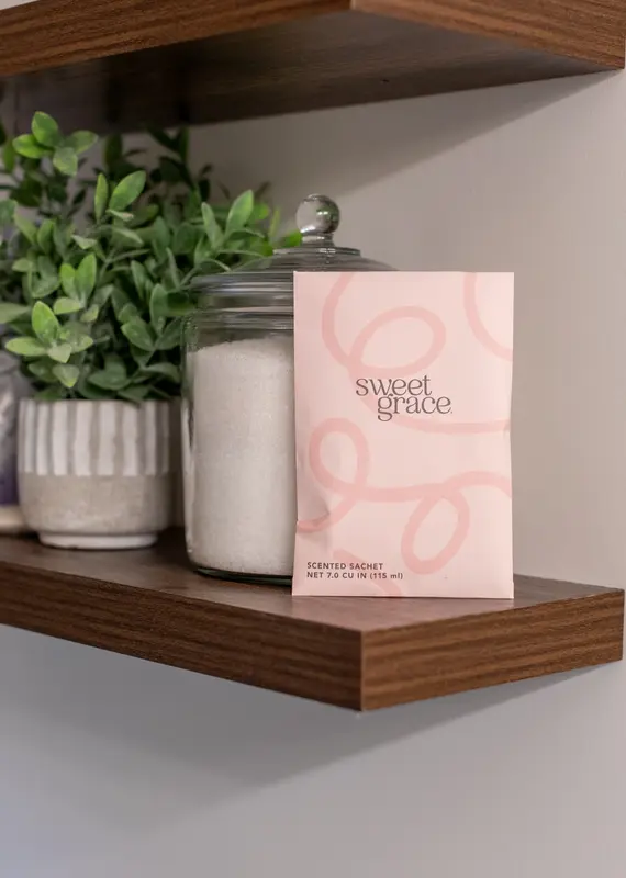 Sweet Grace Modern Swirl Sachet
