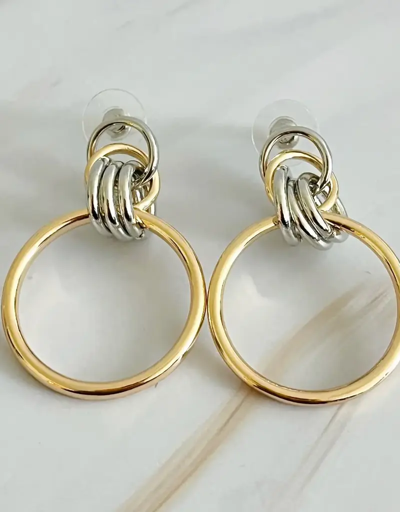 Knock On the Beauty Hoop Earrings
