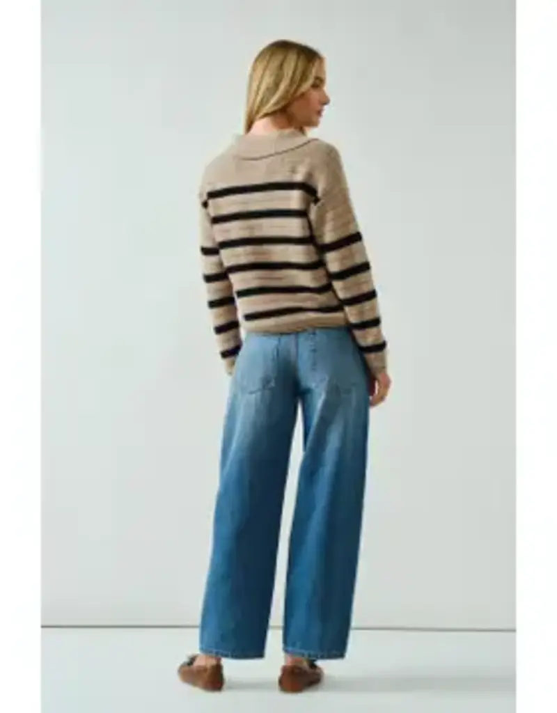 Lace Up Relexed Fit Stripe Sweater