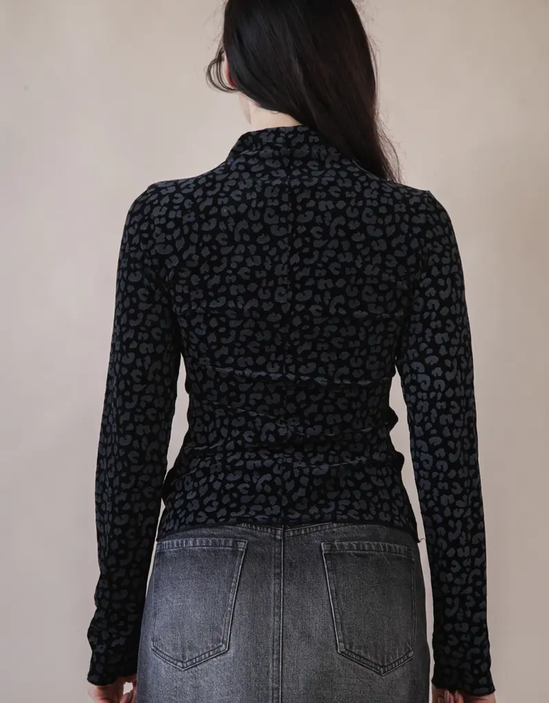 Leopard & Stone Fitted Top