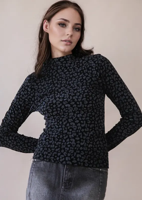 Leopard & Stone Fitted Top