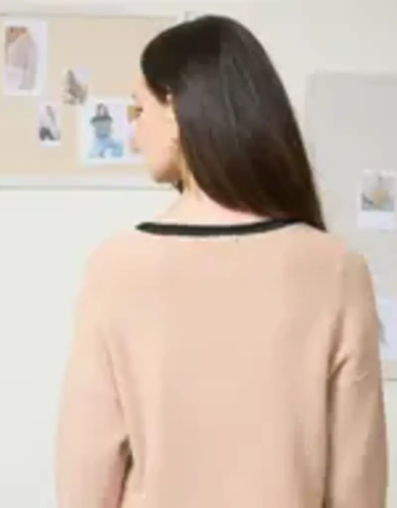 Contrast Scallop Trim Knit Pullover Sweater